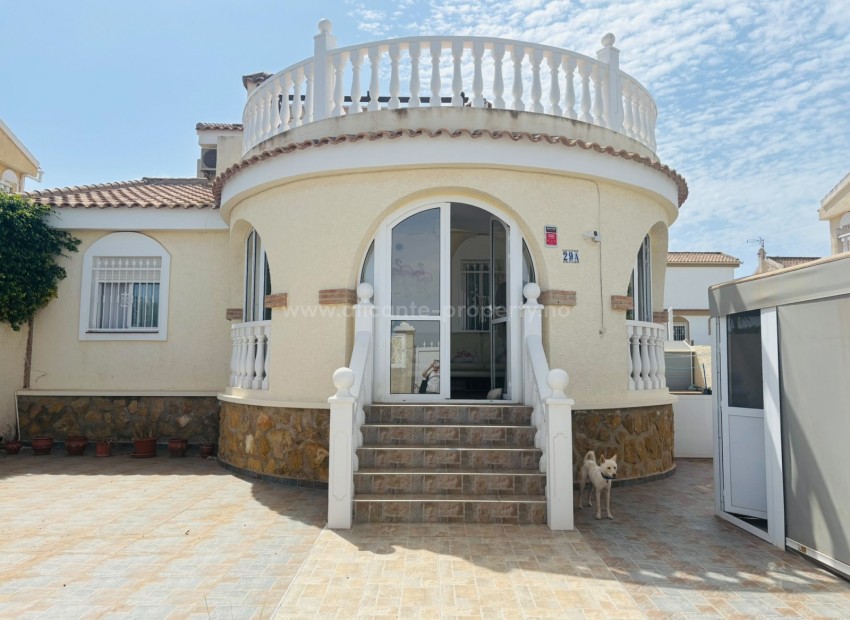 Villa en Santa Pola