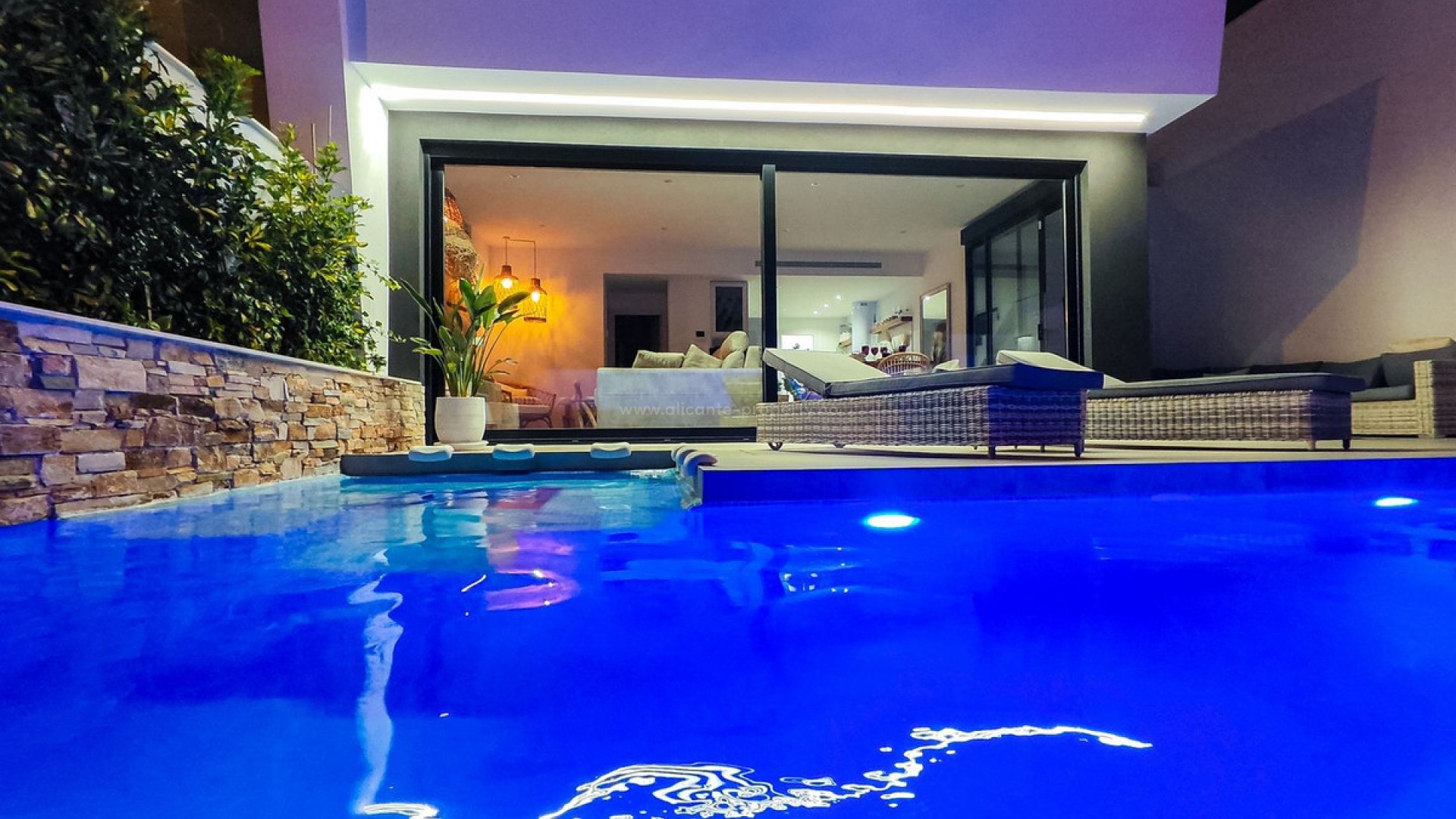 Villa en Santiago de la Ribera