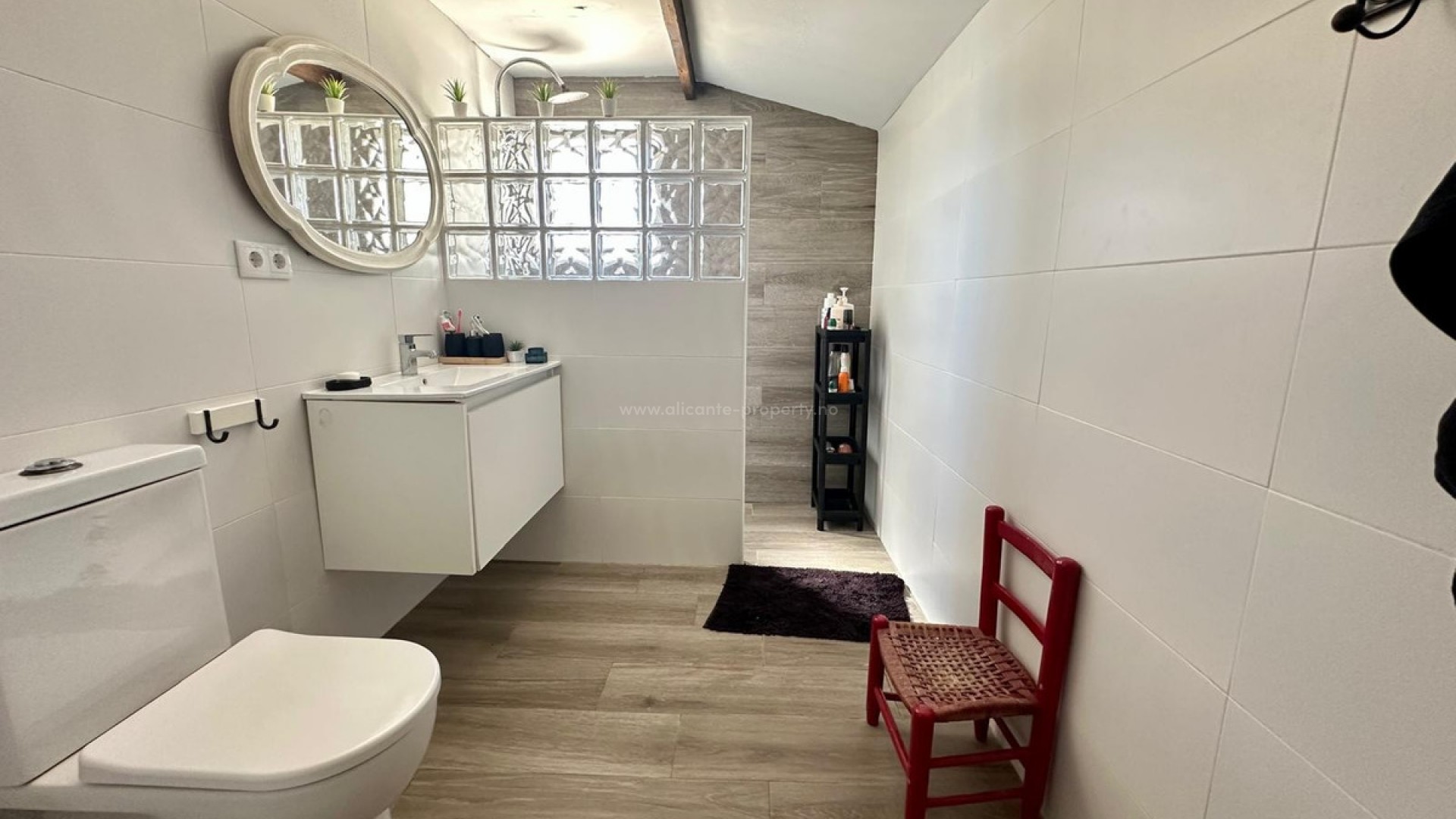 Villa en Torre del Rico