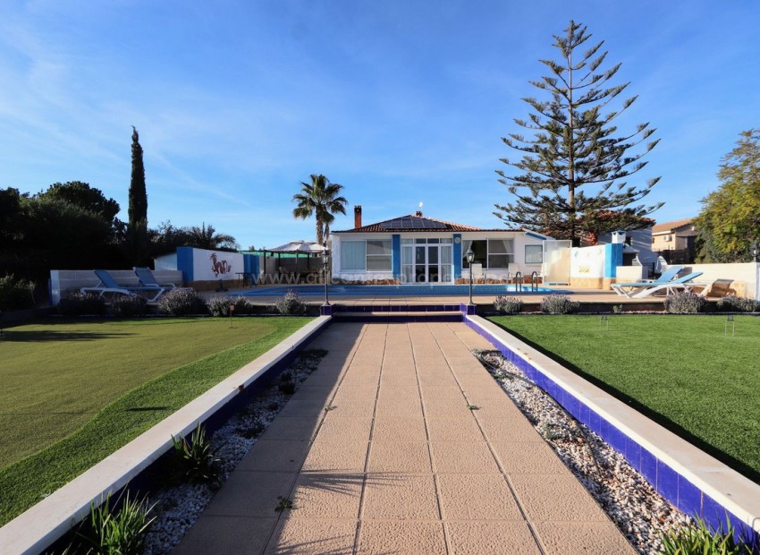 Villa en Torre Pacheco