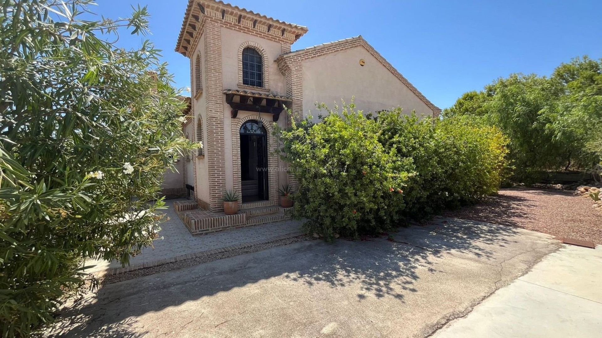 Villa en Torrellano