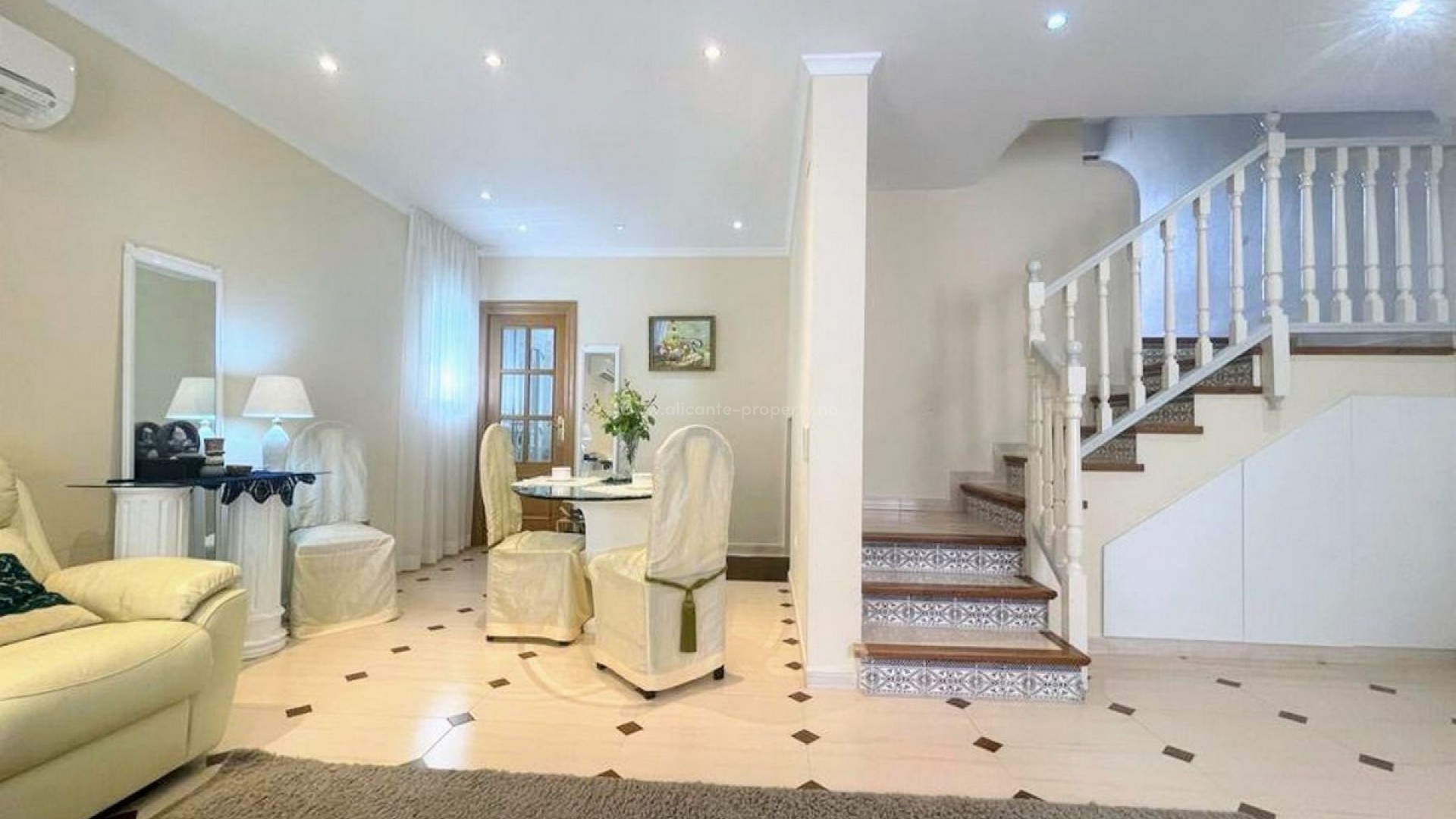 Villa en Torrevieja Centro