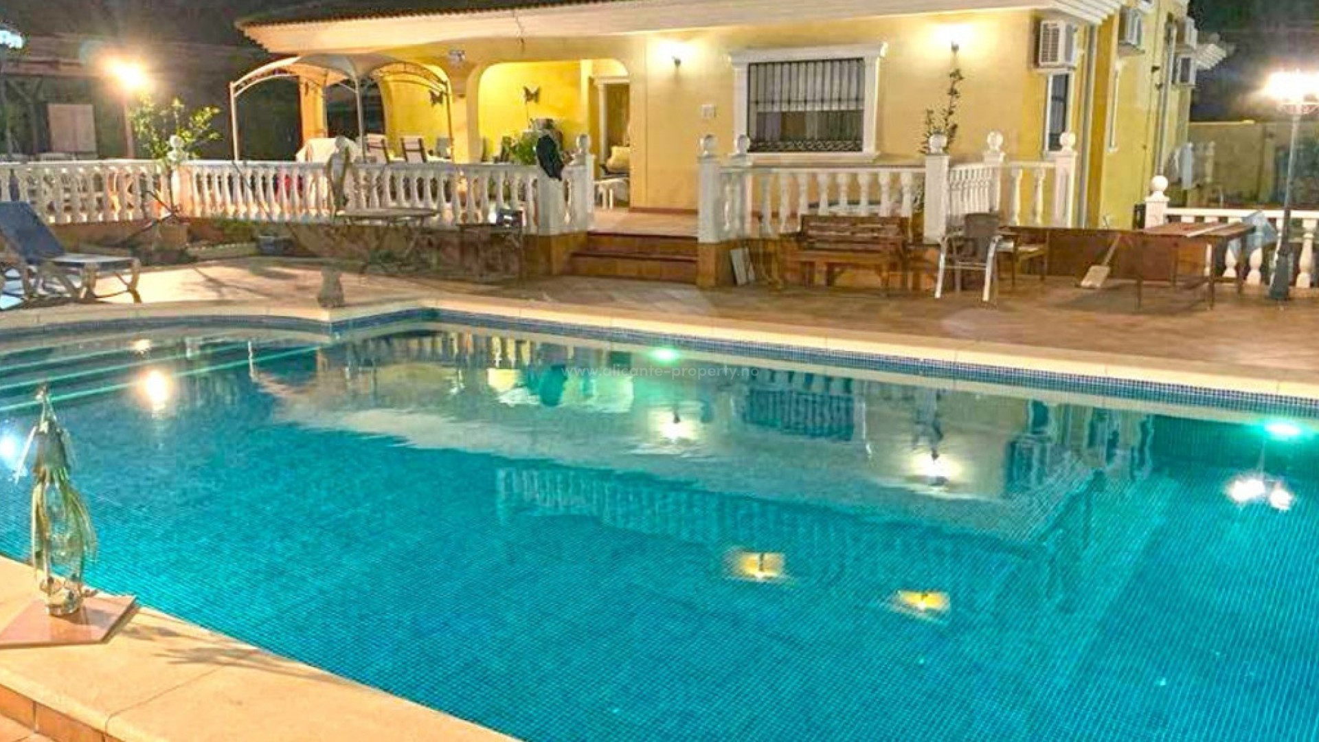 Villa en Torrevieja Centro