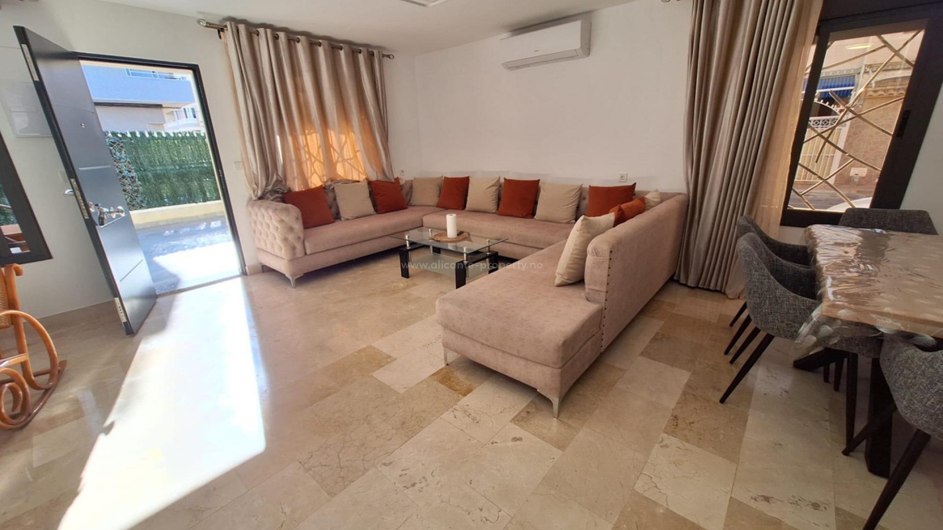 Villa en Torrevieja Centro