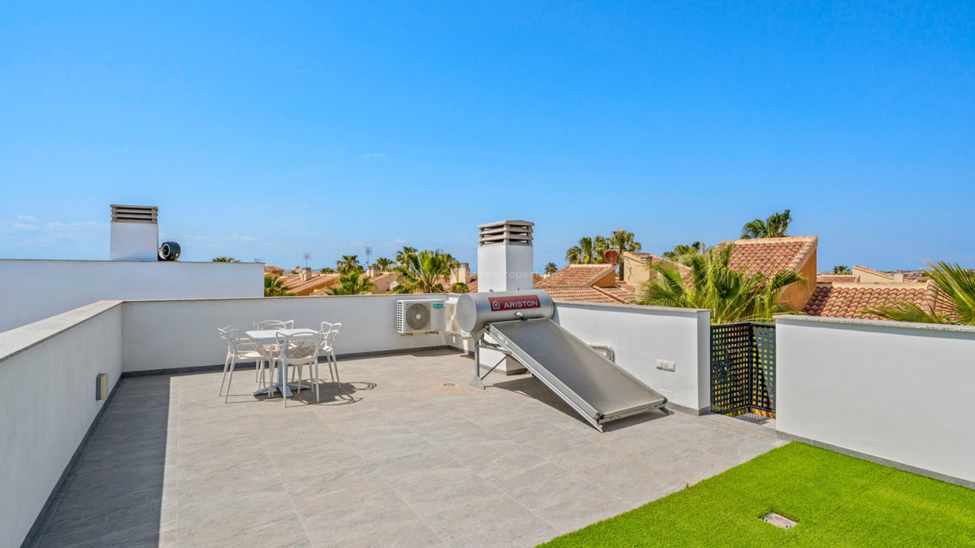 Villa en Torrevieja Centro
