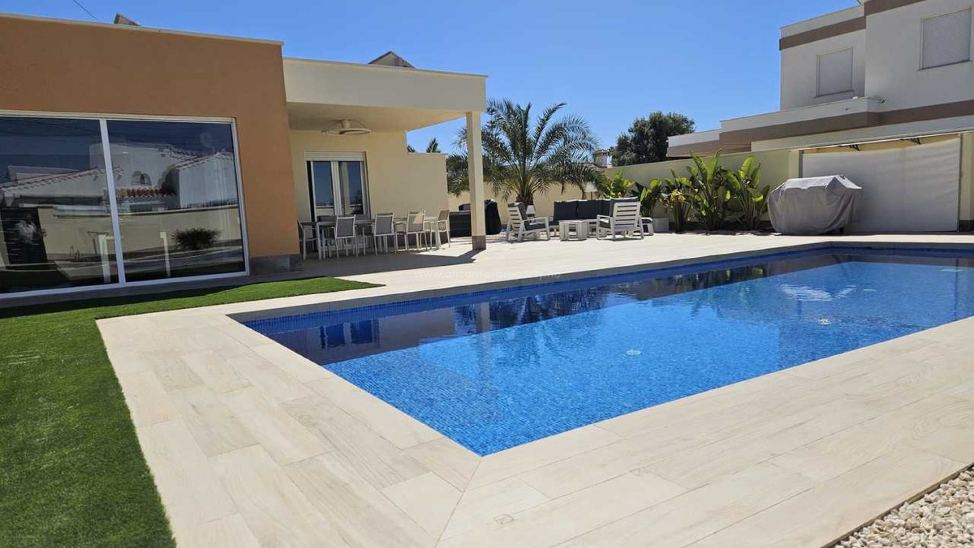 Villa en Torrevieja Centro