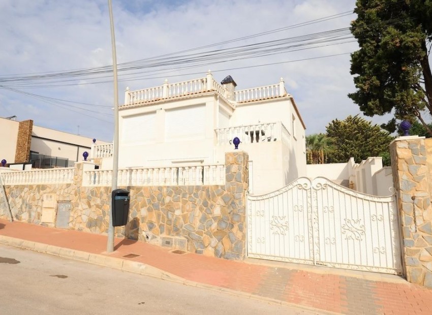 Villa en Torrevieja Centro