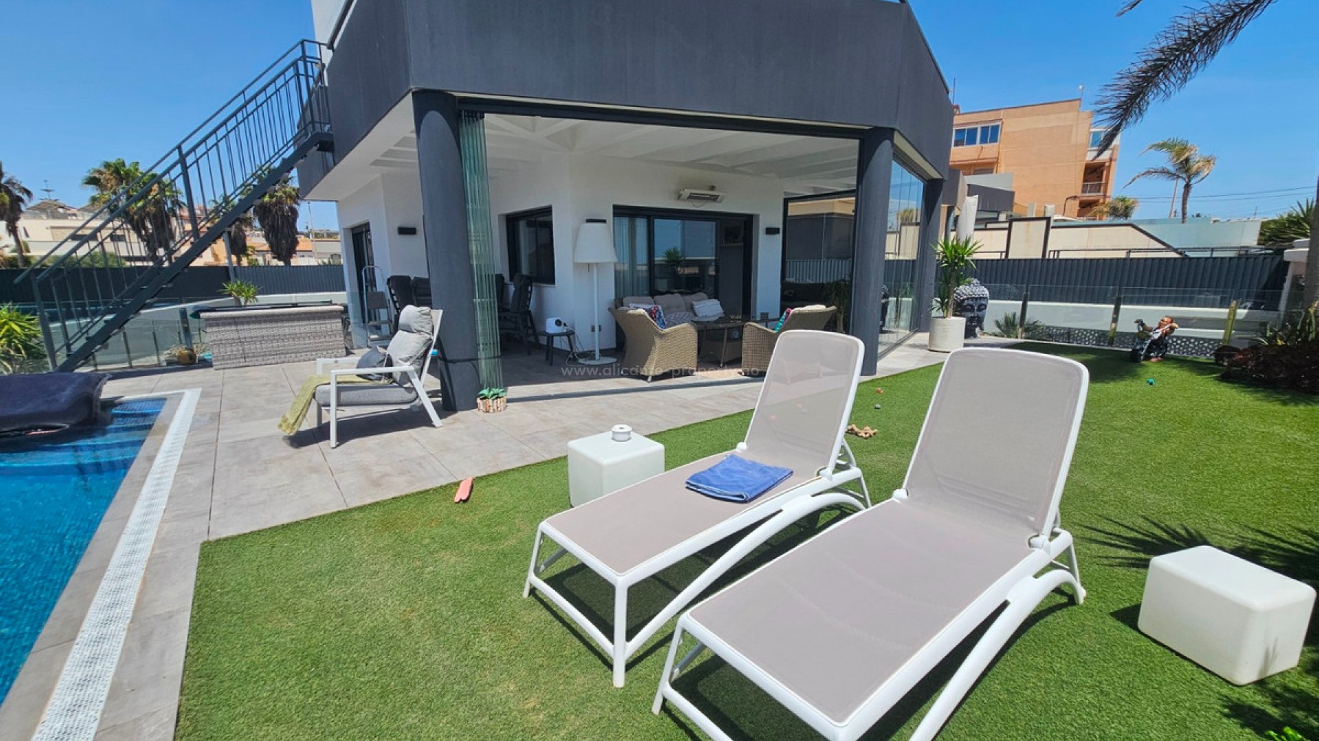 Villa en Torrevieja Centro