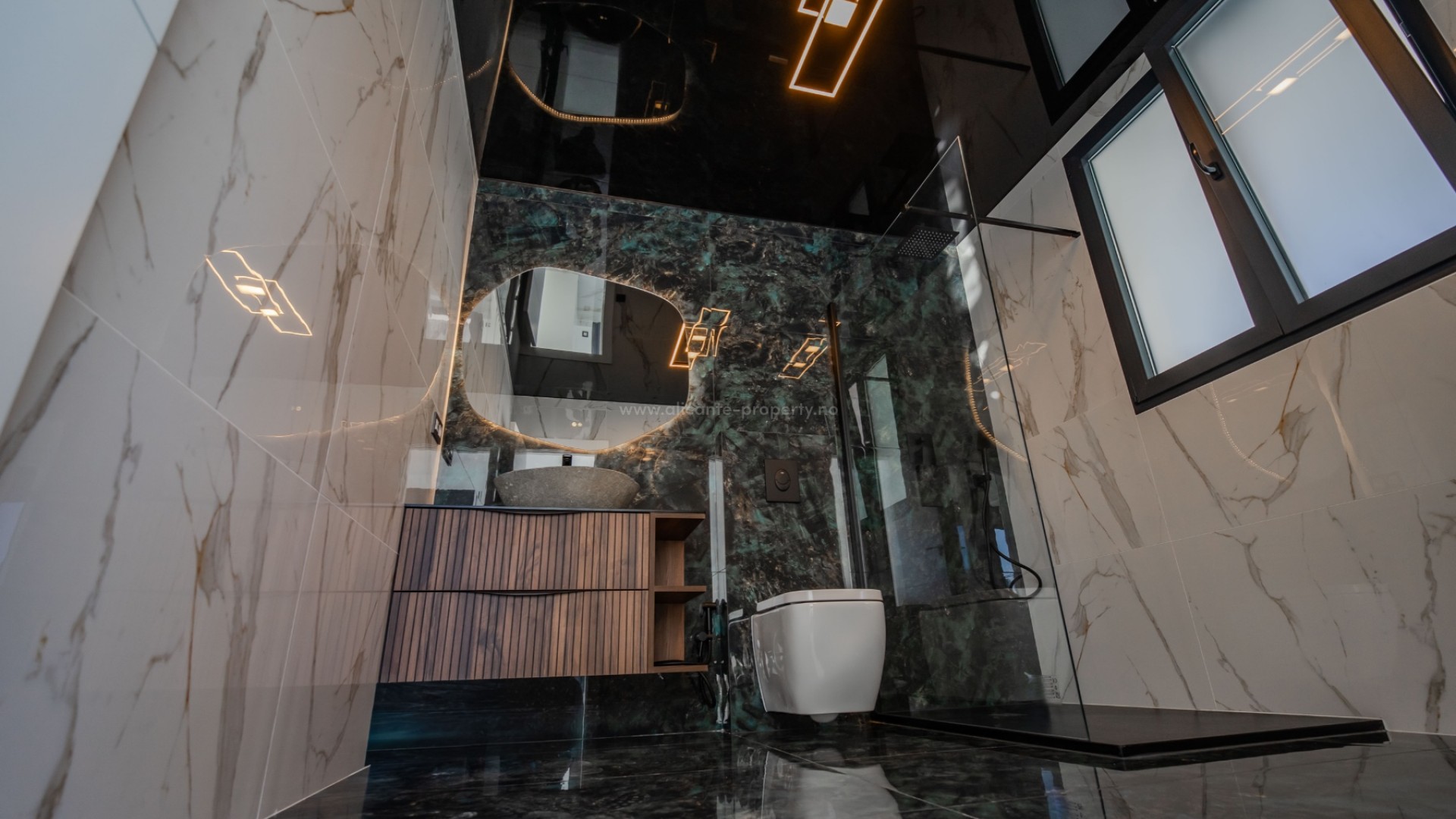 Villa en Town Center