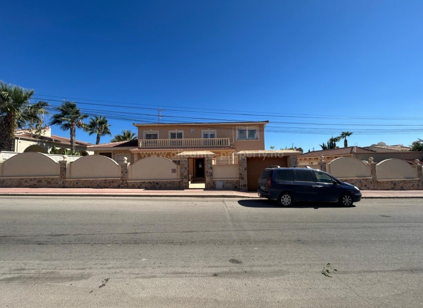 Villa en Town Center