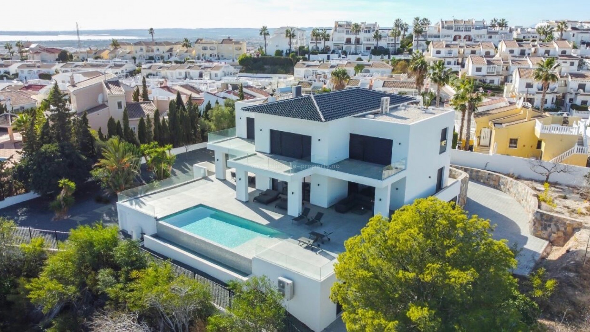 Villa en Town Center