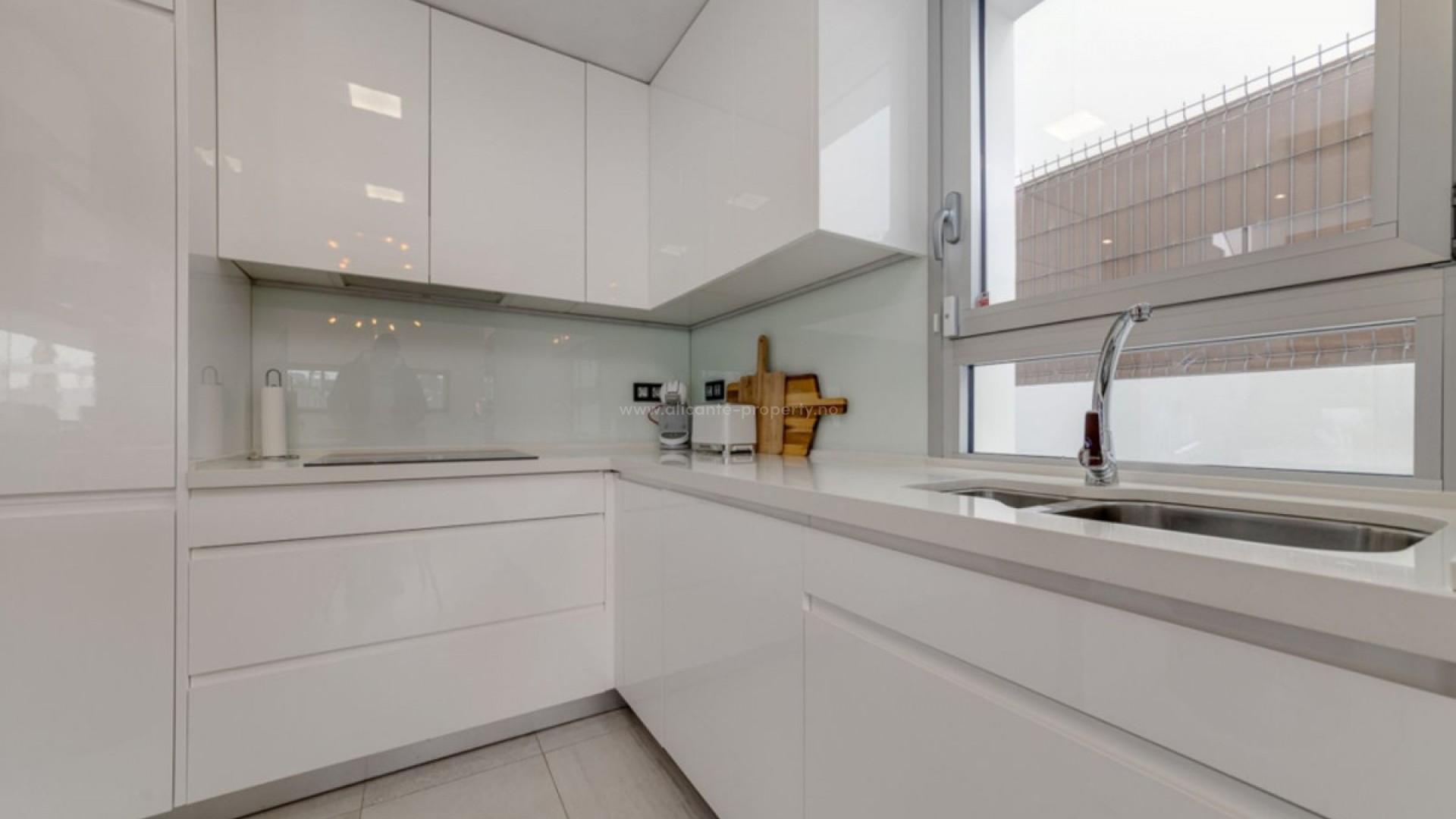 Villa en Urbanización El Raso