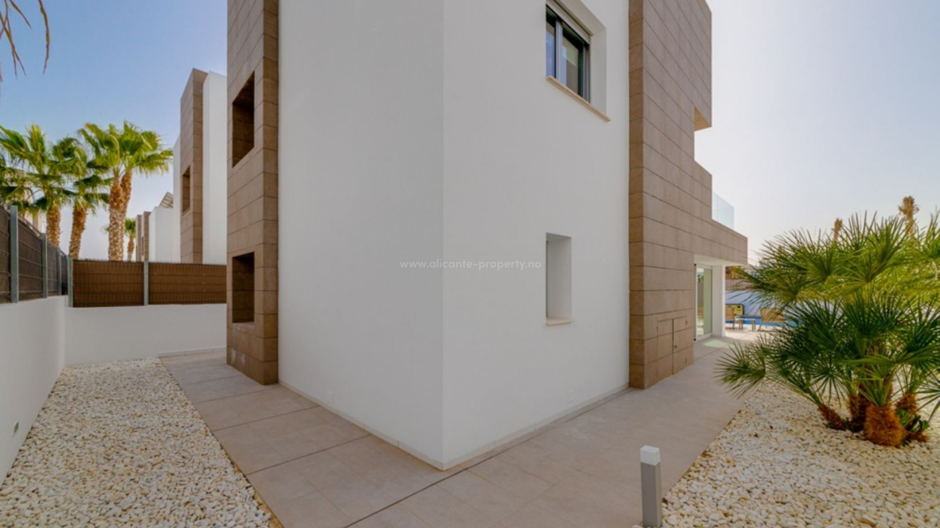 Villa en Urbanización El Raso