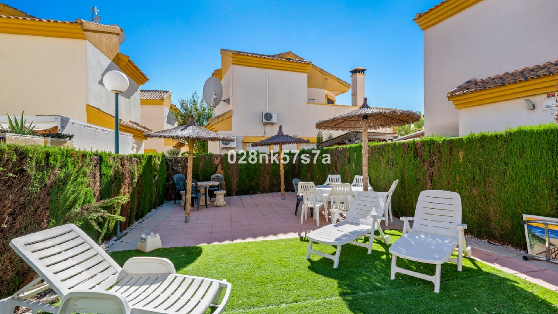 Villa en Urbanización El Raso