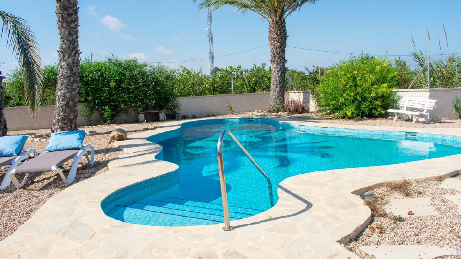 Villa en Urbanización El Raso