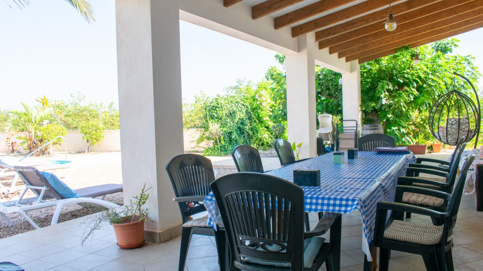 Villa en Urbanización El Raso