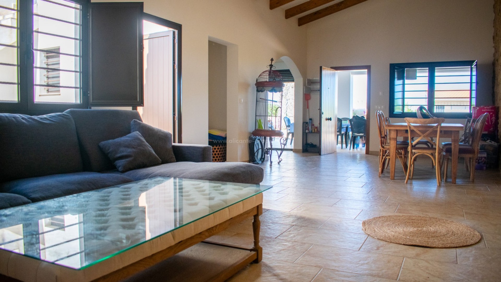 Villa en Urbanización El Raso