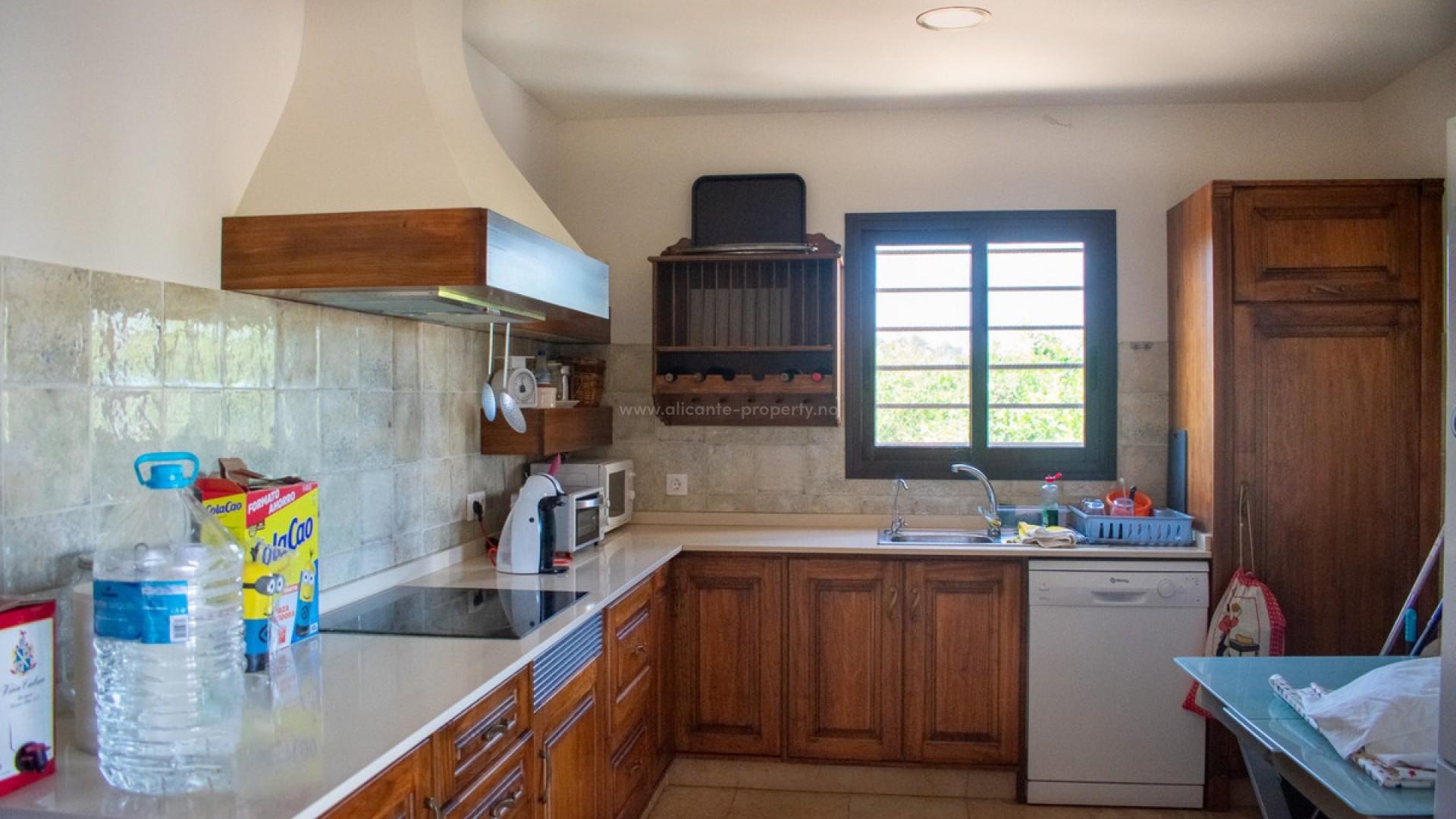 Villa en Urbanización El Raso