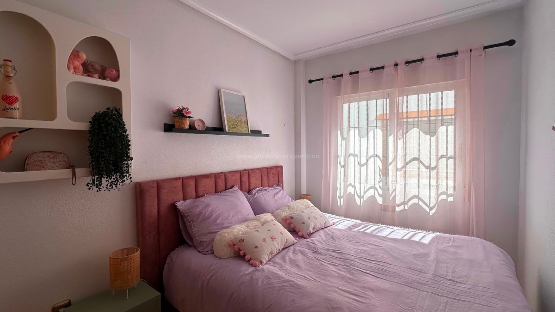 Villa en Urbanización El Raso