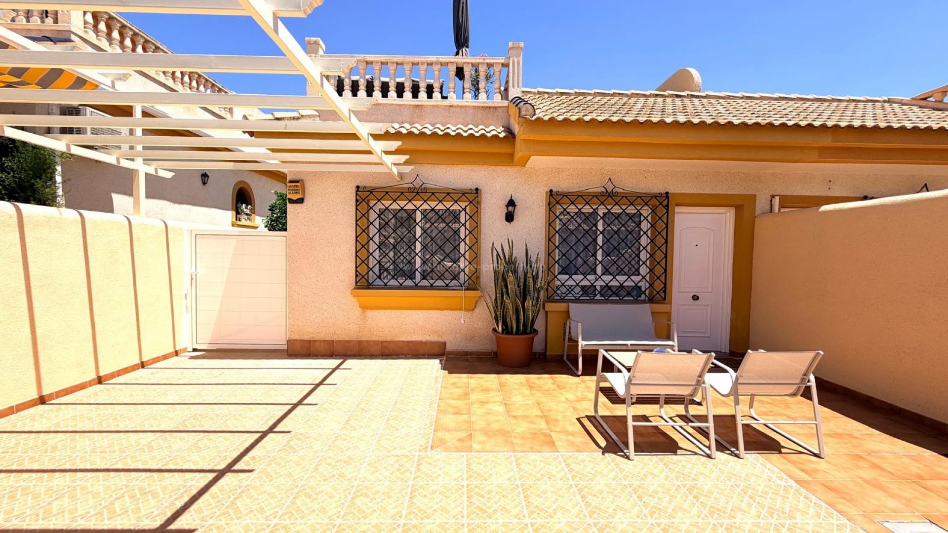 Villa en Urbanizacion montesol