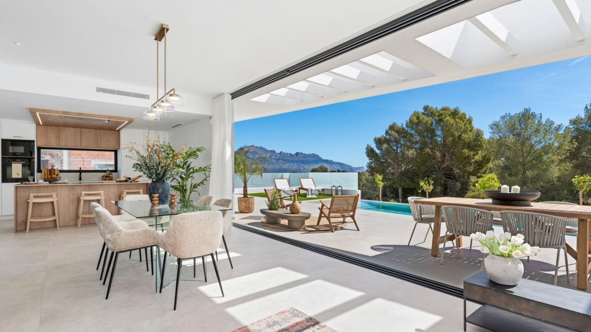 Villa en Urbanizaciones