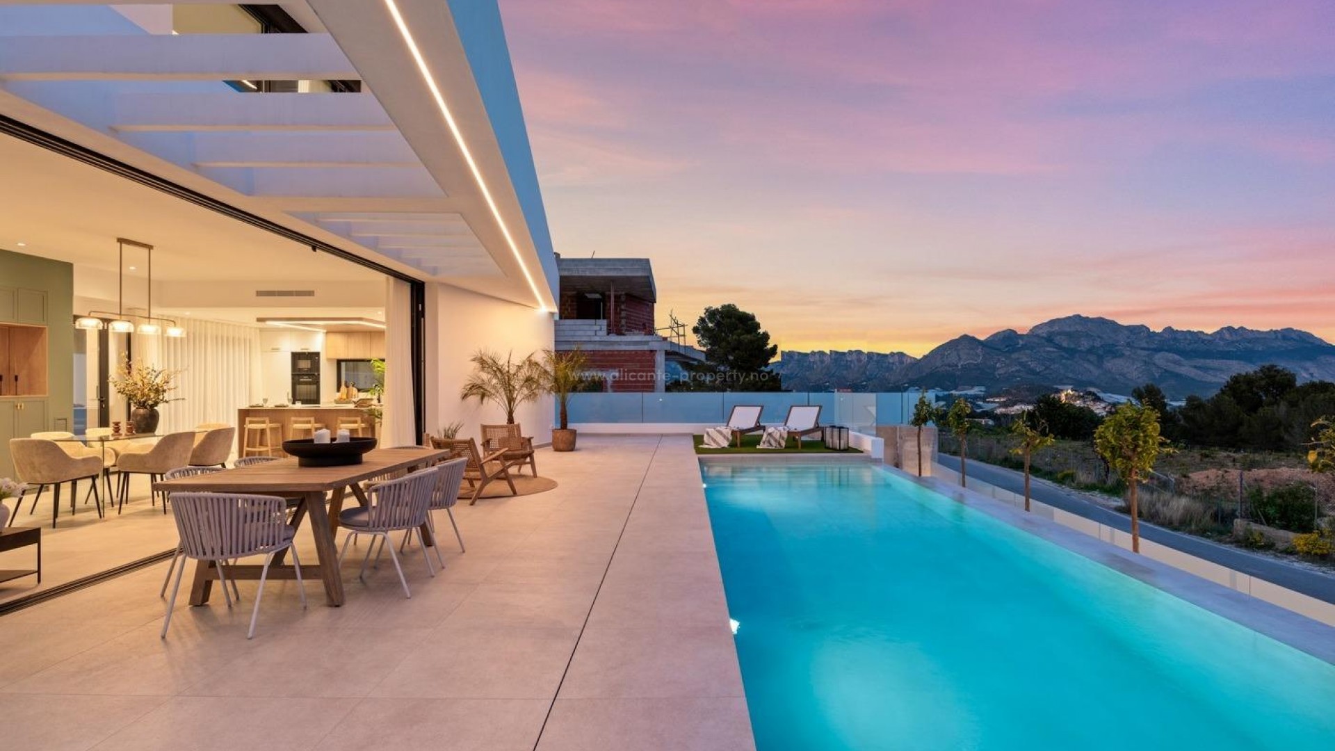 Villa en Urbanizaciones