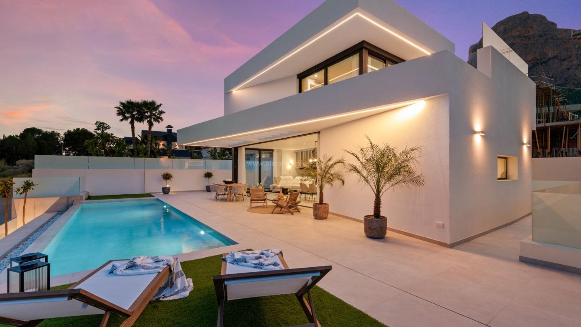 Villa en Urbanizaciones