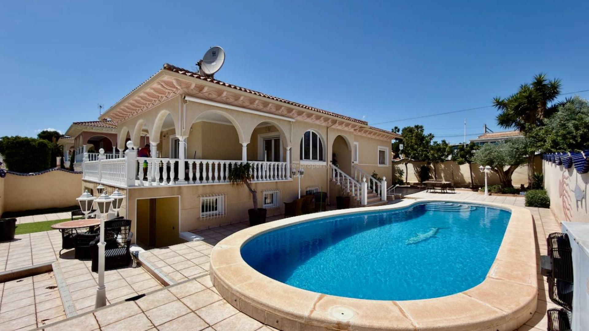 Villa en Urbanizaciones