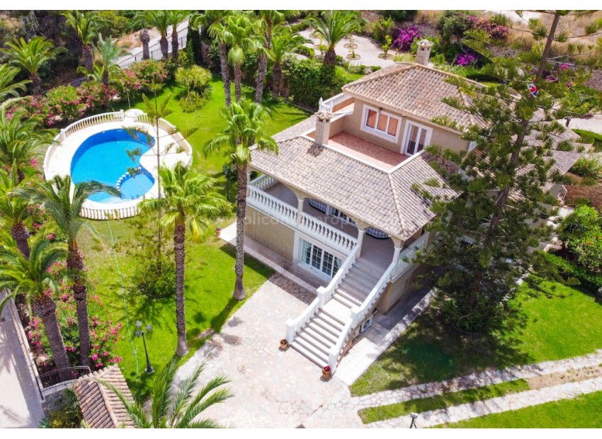 Villa en Villamartín