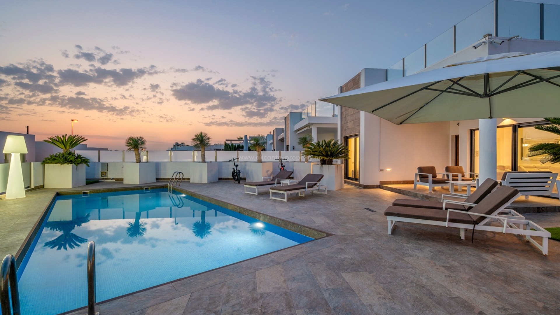 Villa en Villamartín