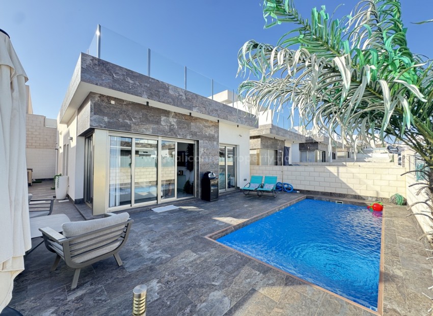 Villa en Villamartín