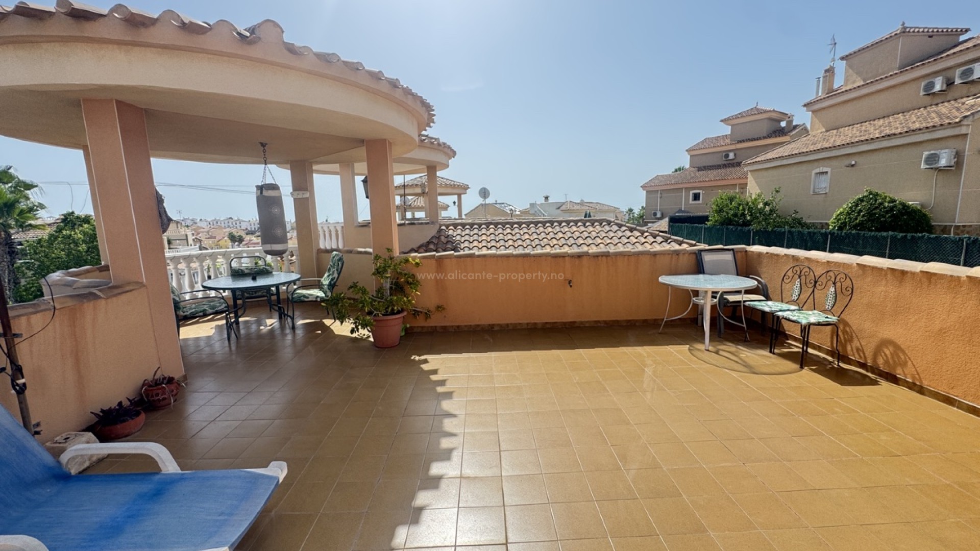 Villa en Villamartín