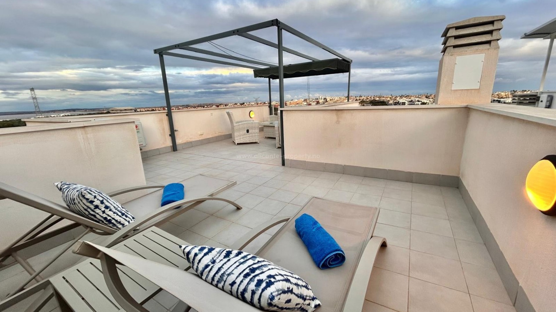 Villa en Villamartín