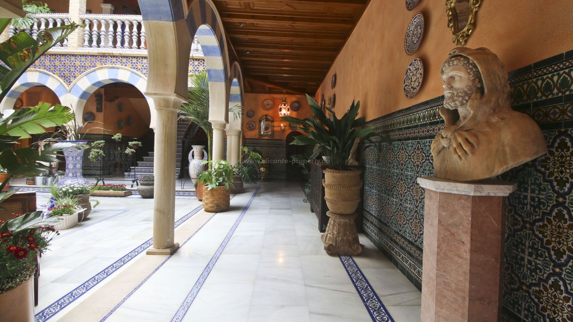 Villa en Villamartín