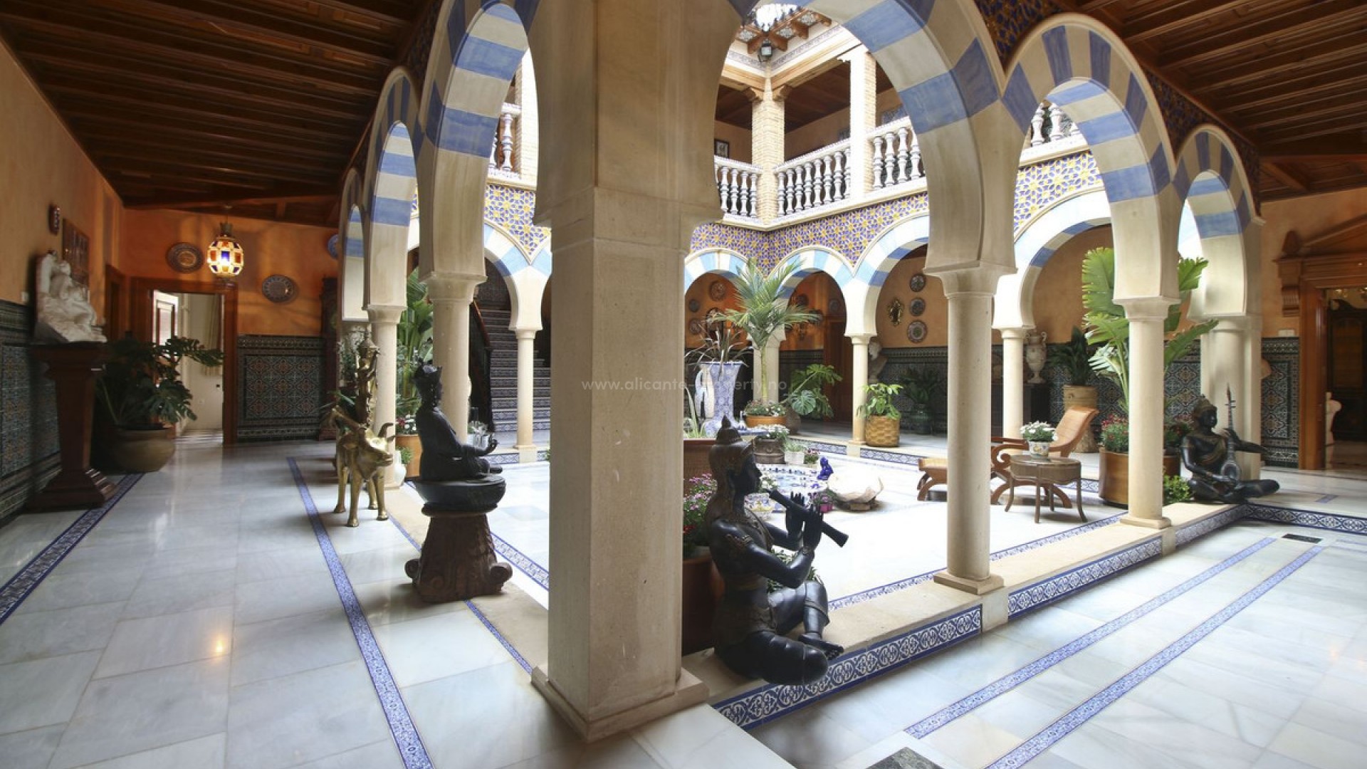 Villa en Villamartín