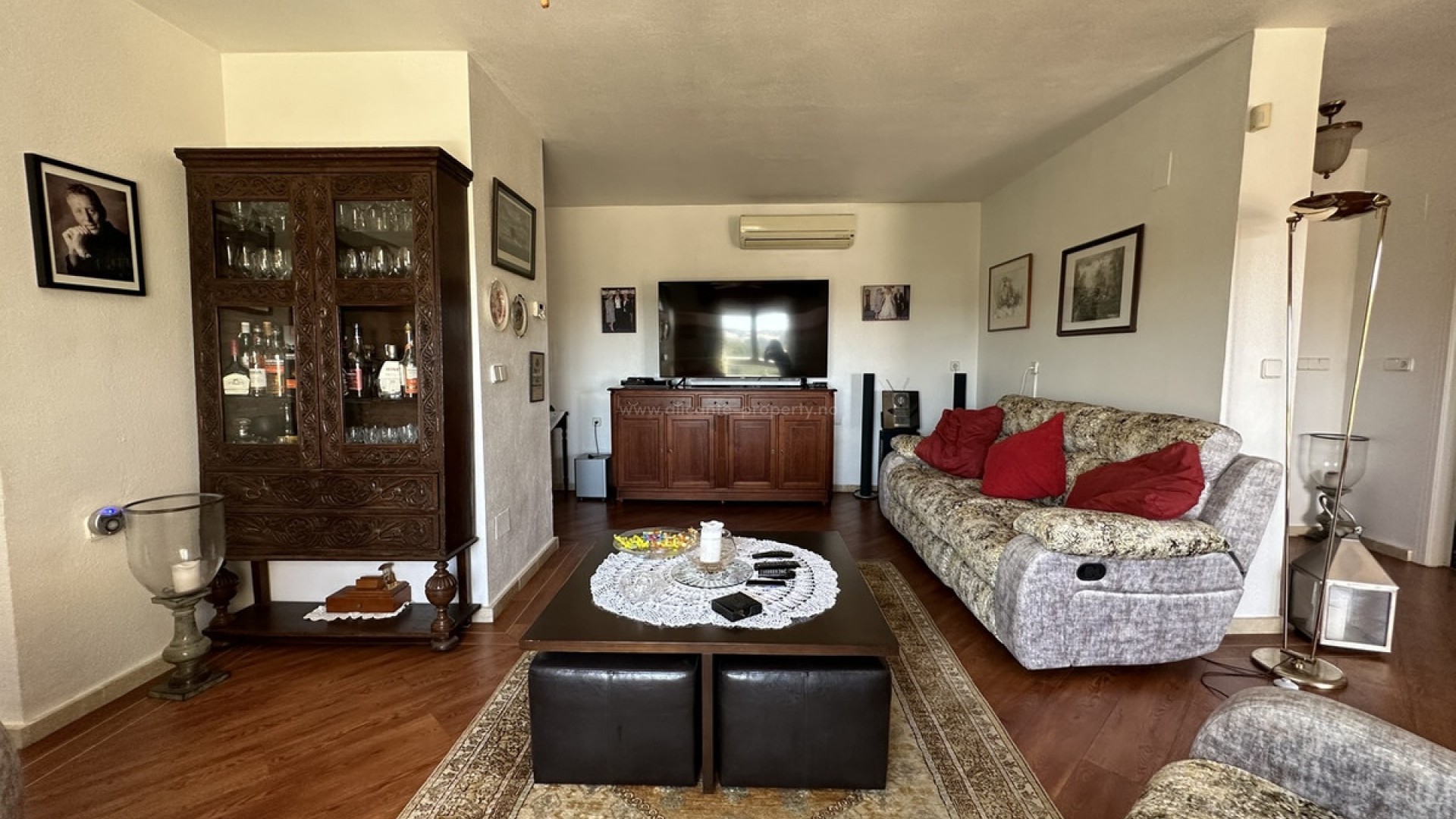 Villa en Villamartín