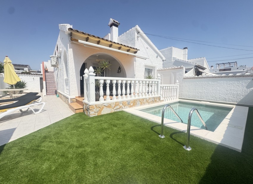 Villa en Villamartín