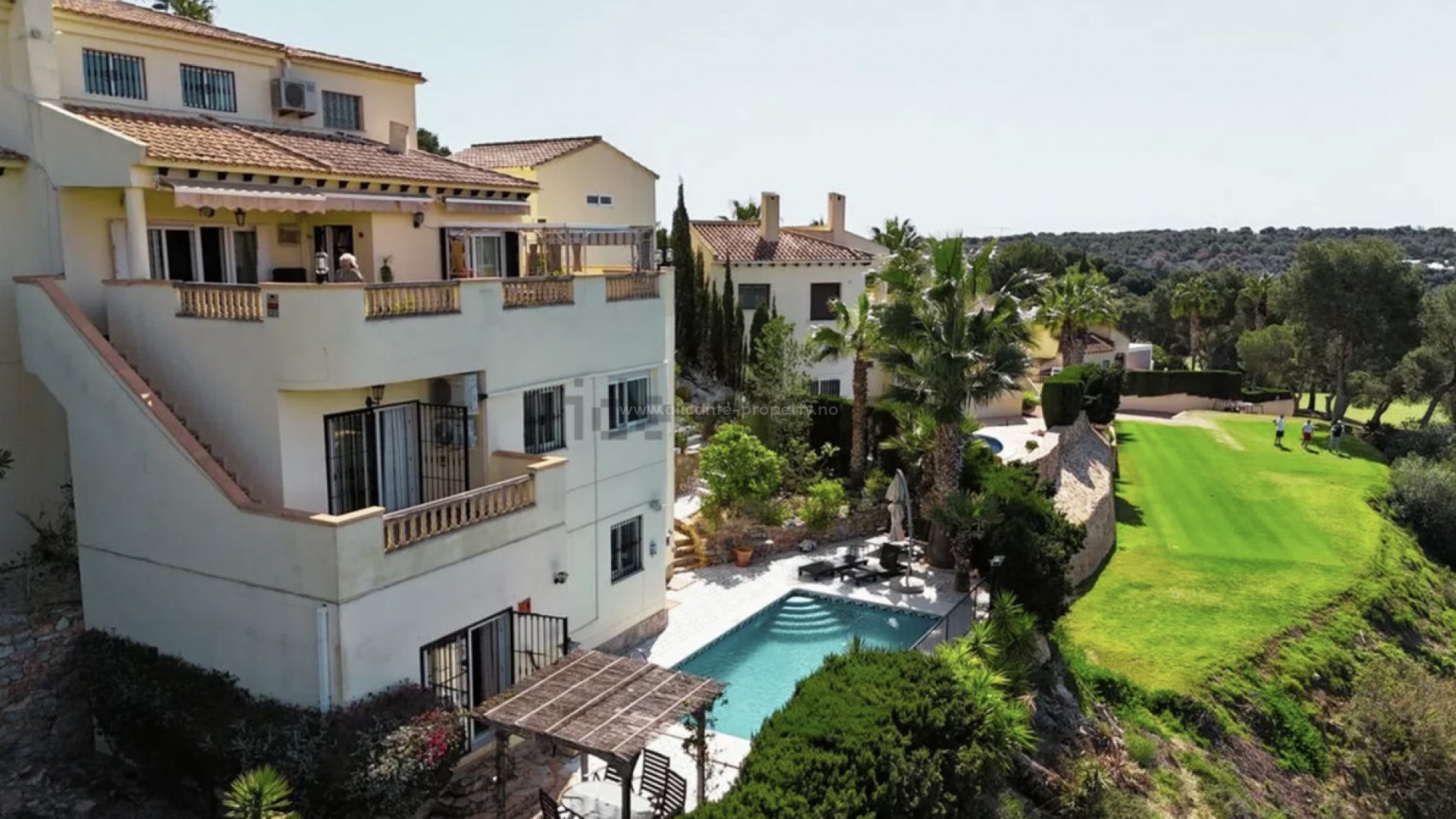 Villa en Villamartín