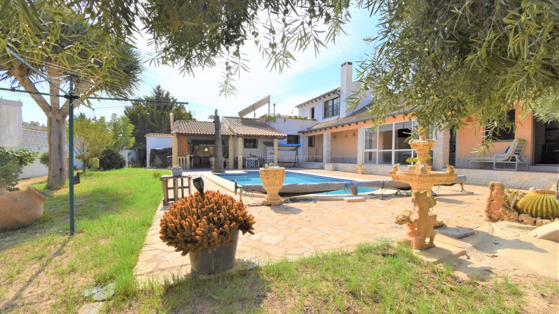 Villa en Villamartín