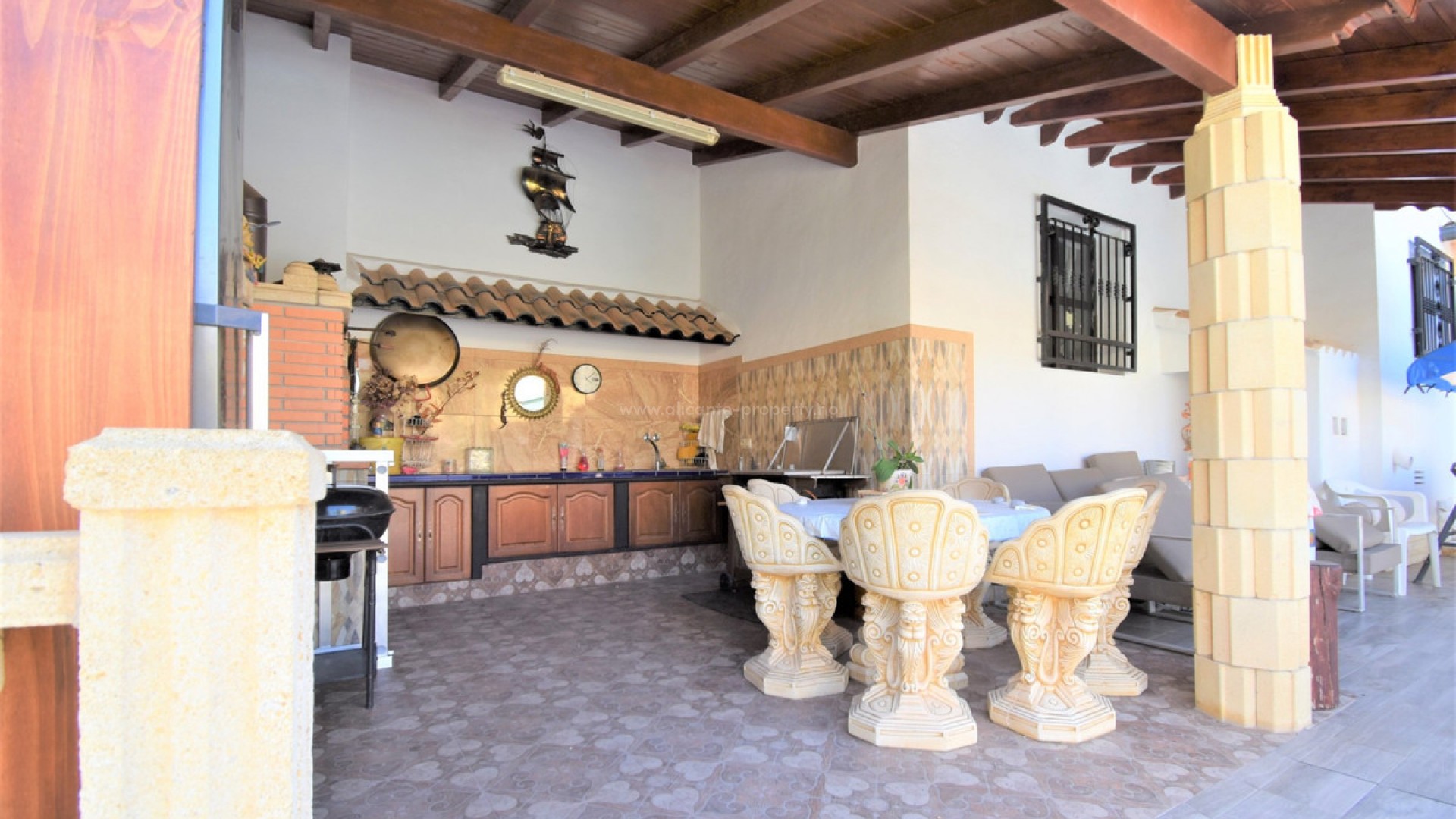 Villa en Villamartín