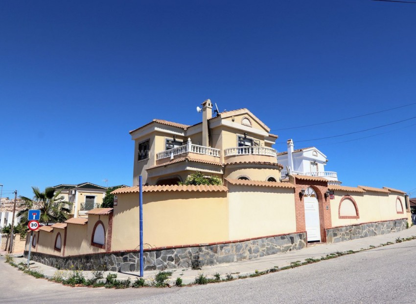Villa en Villamartín
