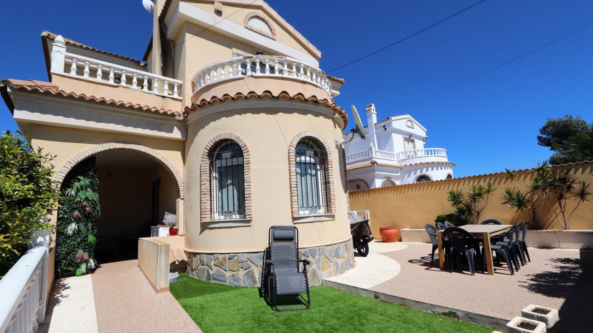 Villa en Villamartín