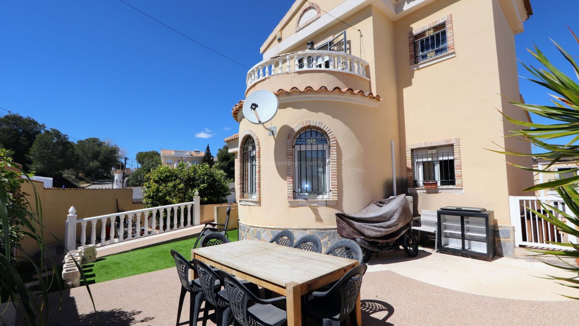 Villa en Villamartín