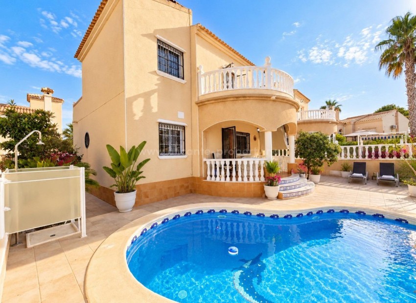 Villa en Villamartín