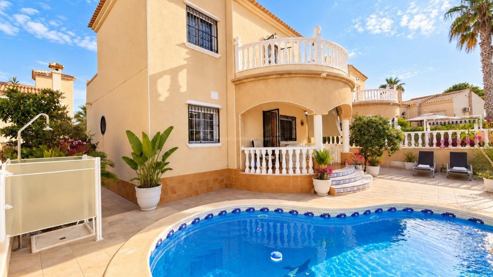 Villa en Villamartín