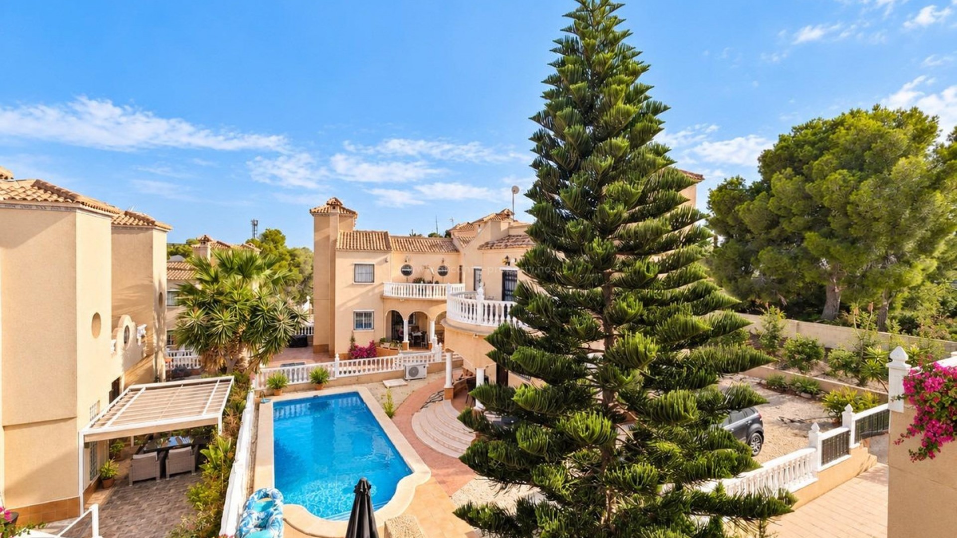 Villa en Villamartín