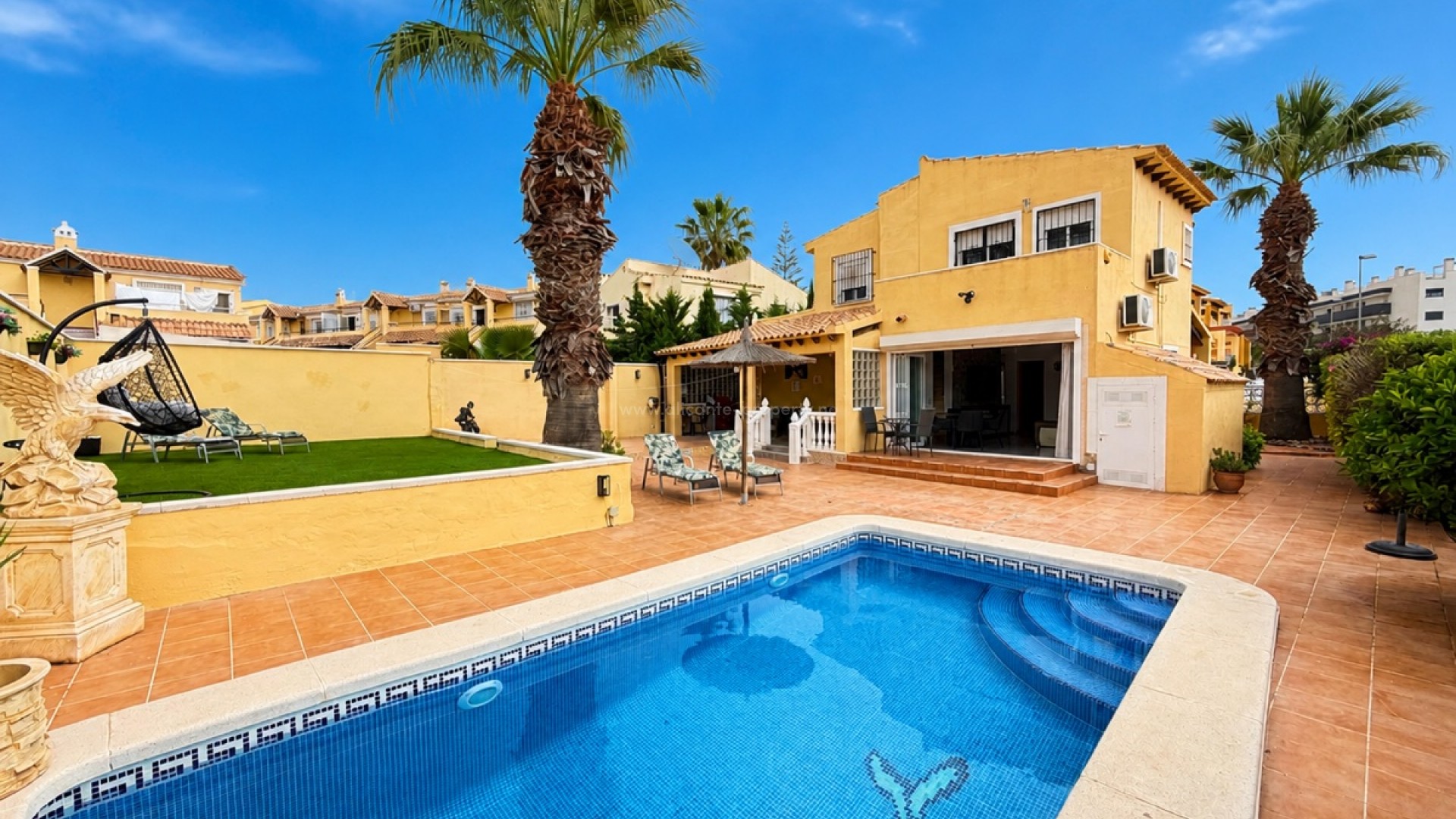 Villa en Villamartín