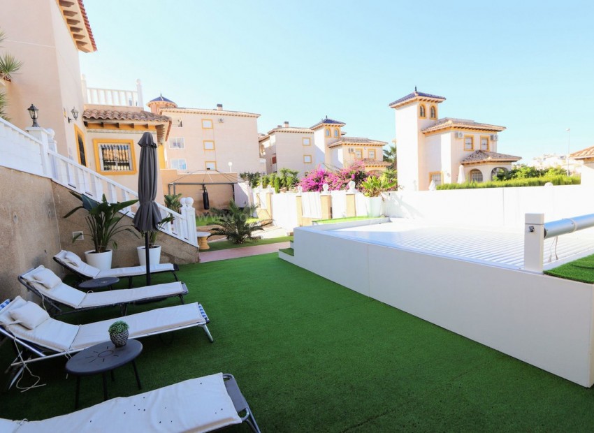 Villa en Villamartin