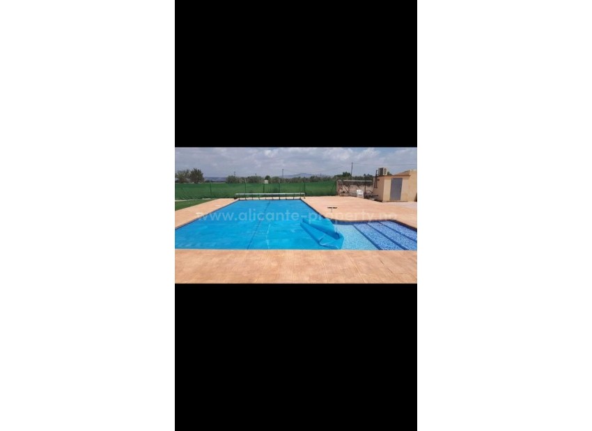 Villa en Villena Centro