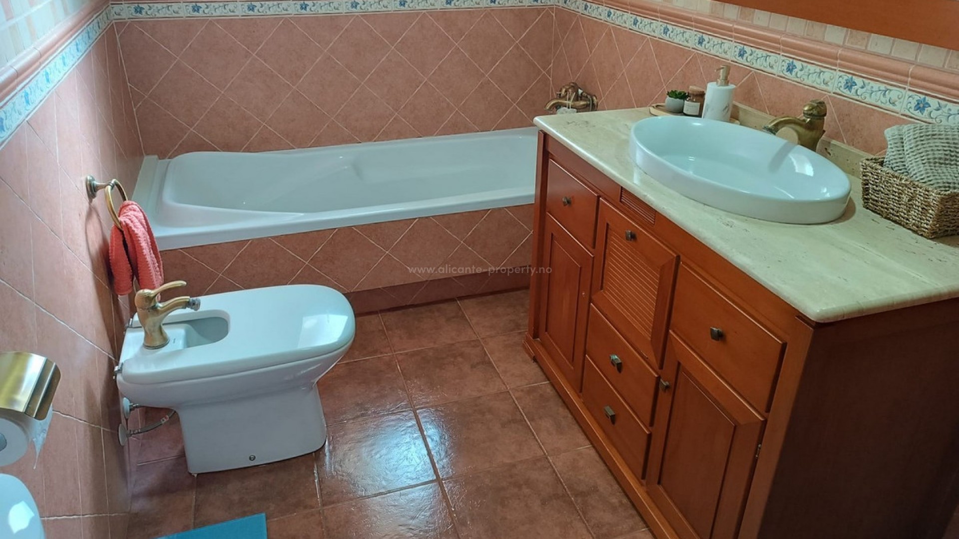 Villa en Yecla Centro